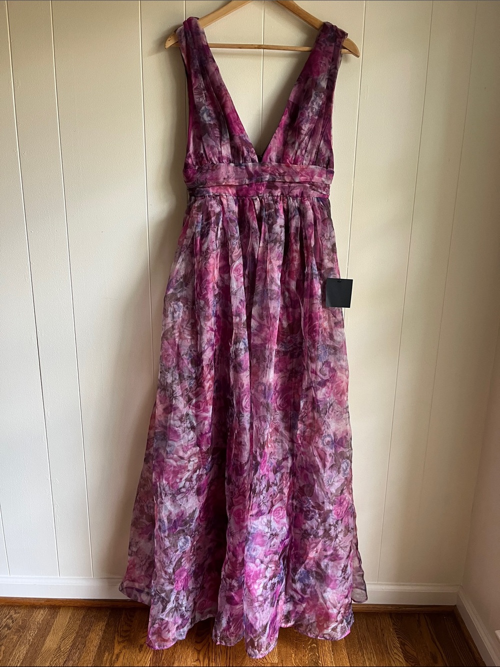 NWT Lulus Garden Floral Romance Sheer V-Neck Maxi Dress Sz Med